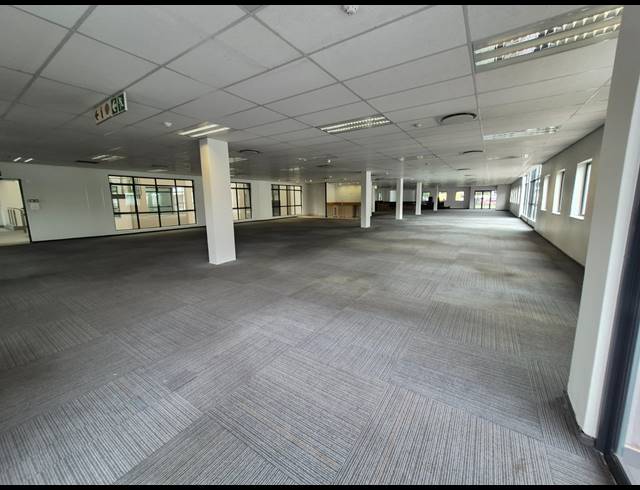 567M² OFFICE TO LET IN RIVONIA